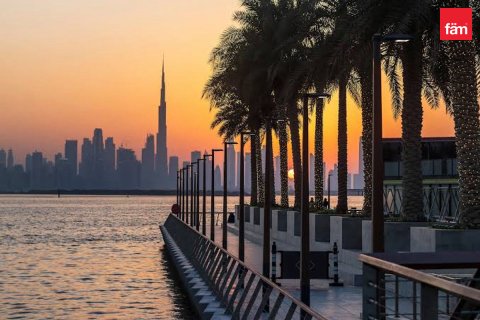 Apartment de 2 dormitorios en Dubai, UAE No. 215593