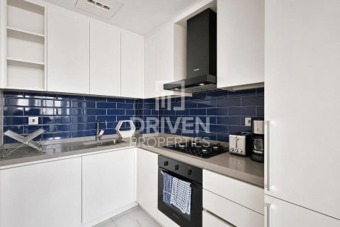 Apartment de 1 dormitorio en MAG 318, UAE No. 215005 6