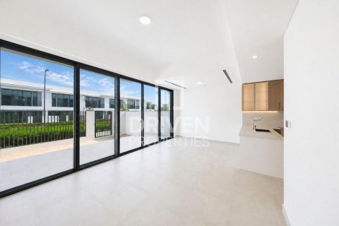 Townhouse de 3 chambres à The Valley, UAE No. 221397