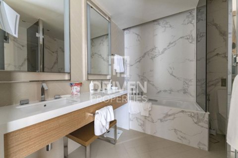 Apartment de 1 dormitorio en The Address Residences Dubai Opera, UAE No. 207382 15