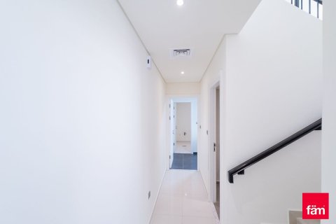 Townhouse de 3 dormitorios en Dubai, UAE No. 205057 10