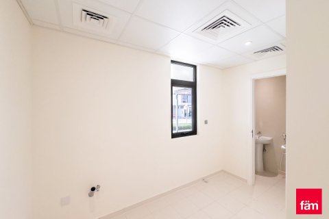 Townhouse de 3 dormitorios en Dubai, UAE No. 205057 8