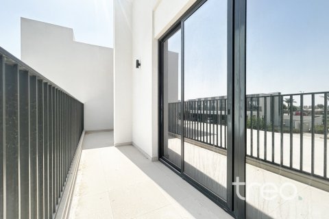Вилла с 4 спальнями в EMAAR South, ОАЭ №222728 9