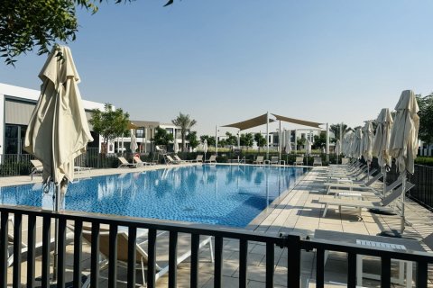 Townhouse de 3 dormitorios en EMAAR South, UAE No. 168273 14