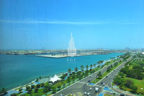 Квартира с 2 спальнями в Corniche Road, ОАЭ №23303 10