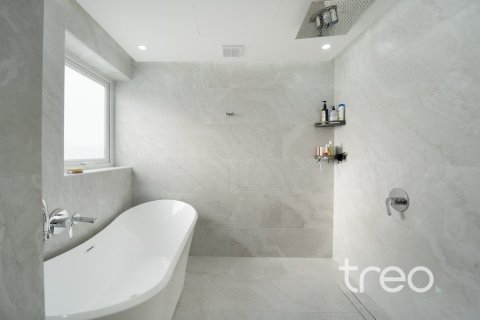 4 bedrooms Villa in Meadows 1, UAE No. 220753 11