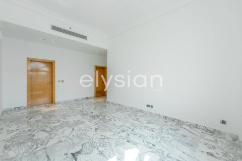 4 bedrooms Penthouse in Shoreline Apartments, UAE No. 64976 11