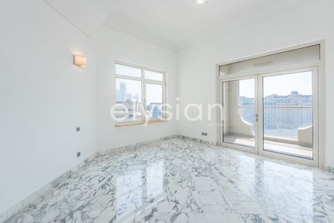 4 bedrooms Penthouse in Shoreline Apartments, UAE No. 64976 3