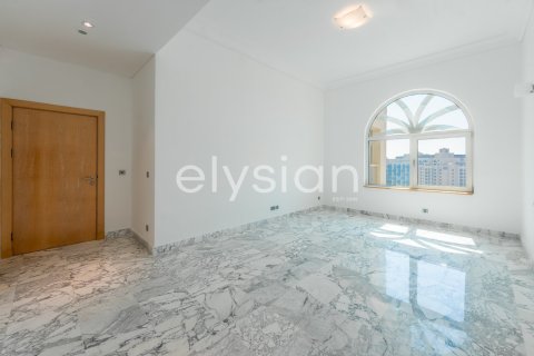 4 bedrooms Penthouse in Shoreline Apartments, UAE No. 64976 12