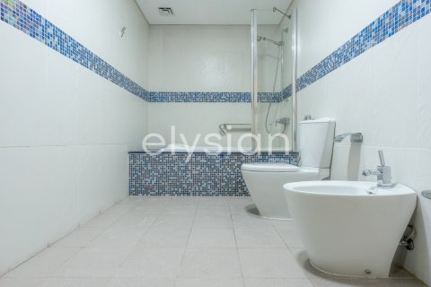 4 bedrooms Penthouse in Shoreline Apartments, UAE No. 64976 14