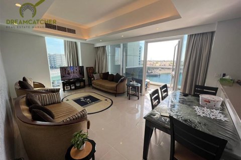 Квартира с 2 спальнями в Mina Al Arab, ОАЭ №75657 3