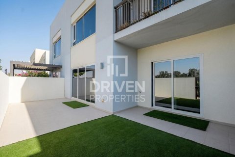 2 غرف نوم شقة في EMAAR South, الإمارات العربية المتحدة رقم 212896
