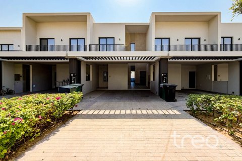 Villa de 3 chambres à EMAAR South, UAE No. 225014 16