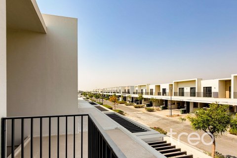 Villa de 3 chambres à EMAAR South, UAE No. 225014 3