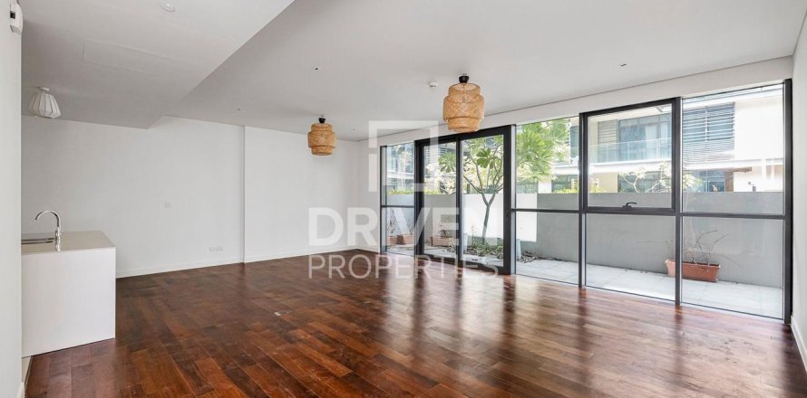 Apartment de 1 dormitorio en Al Wasl, UAE No. 223324