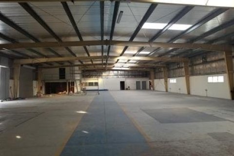 3716.1مربع، مستودع في Ras Al Khor Industrial, الإمارات العربية المتحدة رقم 7354 6