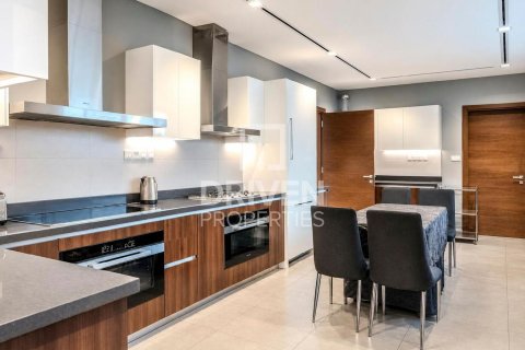 Villa de 5 dormitorios en District One, UAE No. 212127 9