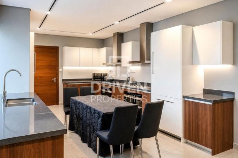 Villa de 5 dormitorios en District One, UAE No. 212127 8