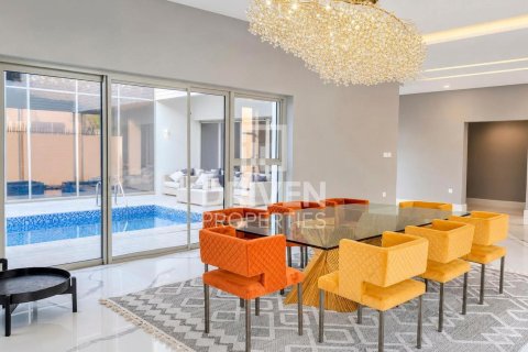 Villa de 5 dormitorios en District One, UAE No. 212127 7