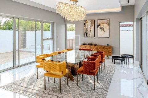 Villa de 5 dormitorios en District One, UAE No. 212127 4