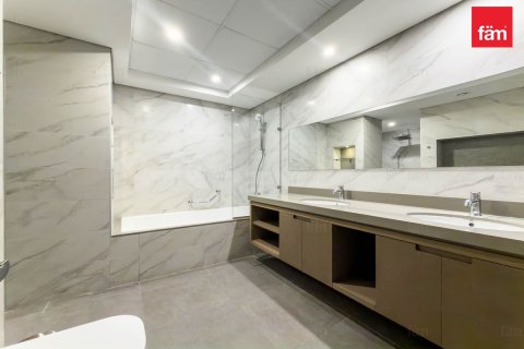 3 bedrooms Apartment in Al Satwa, UAE No. 213341 22