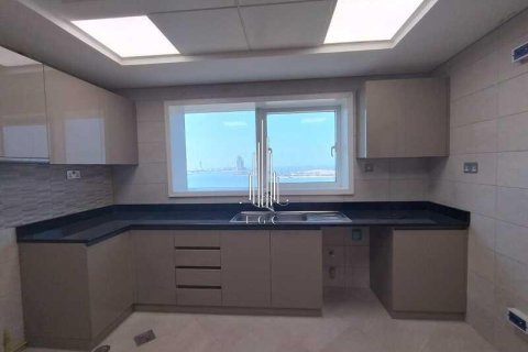 Apartment de 3 dormitorios en Corniche Road, UAE No. 49717 27