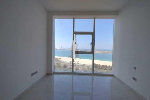 Apartment de 3 dormitorios en Corniche Road, UAE No. 49717 5
