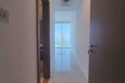 Apartment de 3 dormitorios en Corniche Road, UAE No. 49717 15