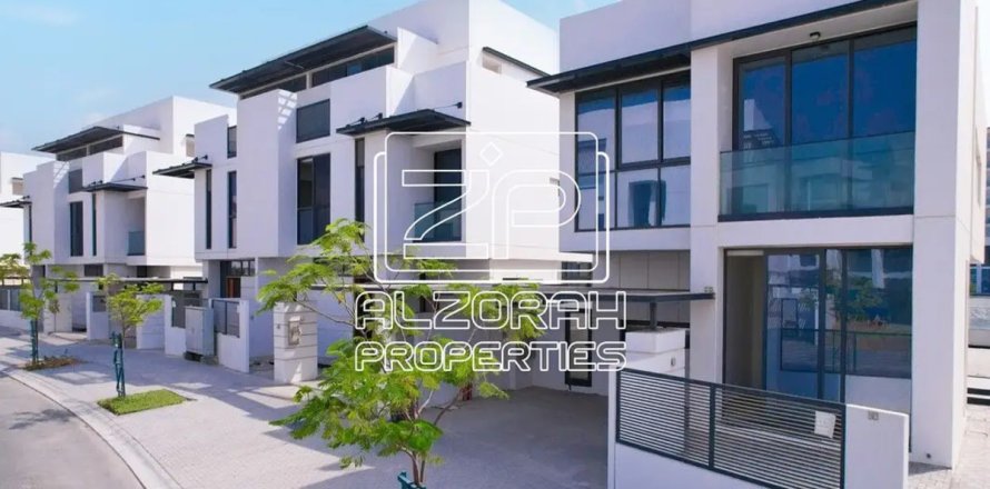 Вилла с 5 спальнями в Hamriyah Free Zone, ОАЭ №154136