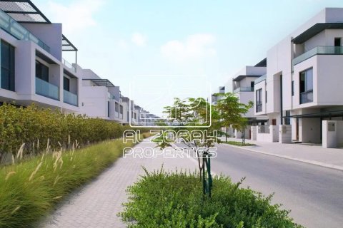 Вилла с 5 спальнями в Hamriyah Free Zone, ОАЭ №154136 10