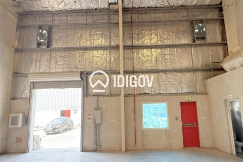 7804.6m² Warehouse in Dubai, UAE No. 184978 12