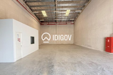 7804.6m² Warehouse in Dubai, UAE No. 184978 4