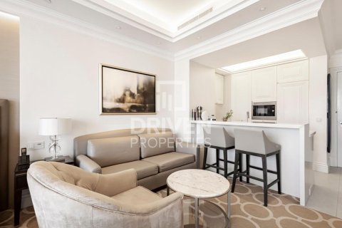 Studio Apartment in Downtown Dubai (Downtown Burj Dubai), UAE No. 212685 4