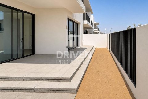 Townhouse de 4 dormitorios en The Valley, UAE No. 223321 18