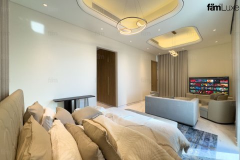 6 bedrooms Villa in Dubai, UAE No. 215940 10