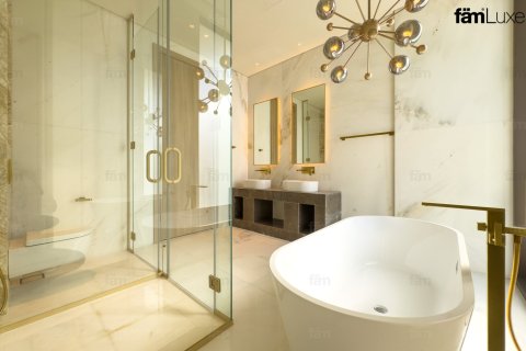 6 bedrooms Villa in Dubai, UAE No. 215940 25