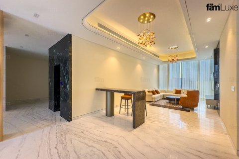 6 bedrooms Villa in Dubai, UAE No. 215940 16