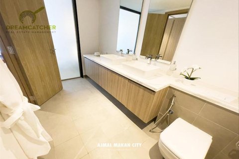 4 bedrooms Villa in Sharjah, UAE No. 34133 27