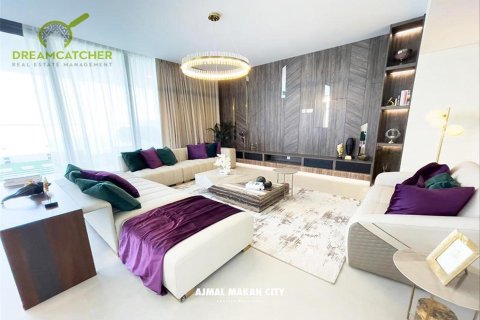 4 bedrooms Villa in Sharjah, UAE No. 34133 4