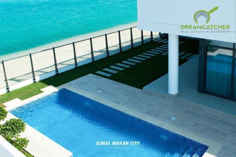 4 bedrooms Villa in Sharjah, UAE No. 34133 12