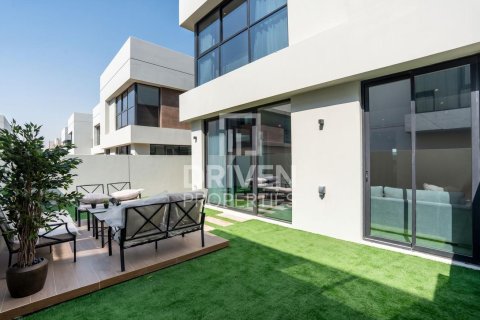 Villa de 3 dormitorios en Dubai, UAE No. 218273 26