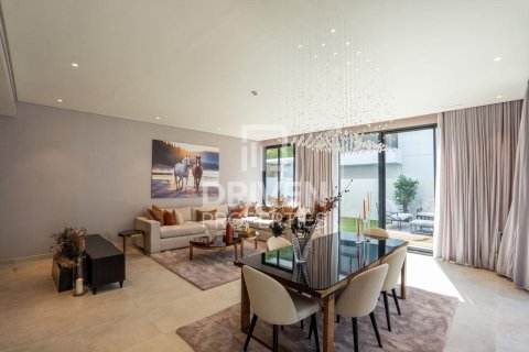 Villa de 3 dormitorios en Dubai, UAE No. 218273 6