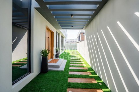 Villa de 3 dormitorios en Dubai, UAE No. 218273 27