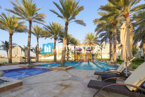 4 bedrooms Villa in Al Raha Beach, UAE No. 135406 11