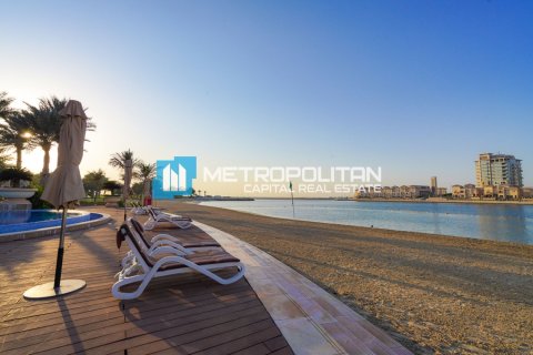 4 bedrooms Villa in Al Raha Beach, UAE No. 135406 13