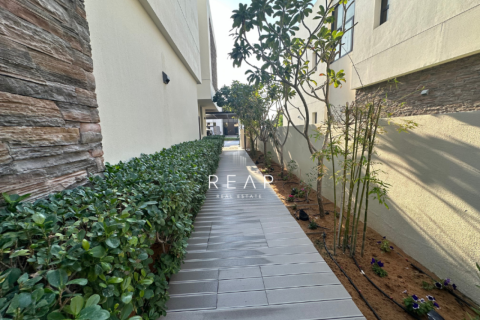 5 bedrooms Villa in Picadilly Green, UAE No. 28979 20