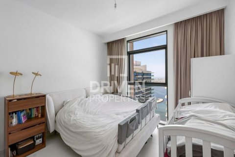 Appartement de 1 chambre à EMAAR Beachfront, UAE No. 221393 10