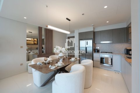 Appartement de 2 chambres à EMAAR Beachfront, UAE No. 62067 6