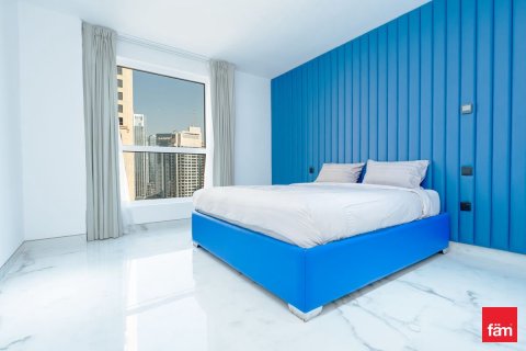 3 bedrooms Apartment in Dubai, UAE No. 164817 11