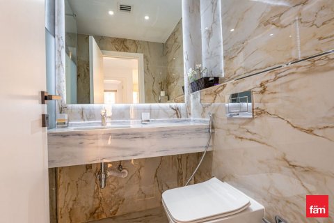 3 bedrooms Apartment in Dubai, UAE No. 164817 3